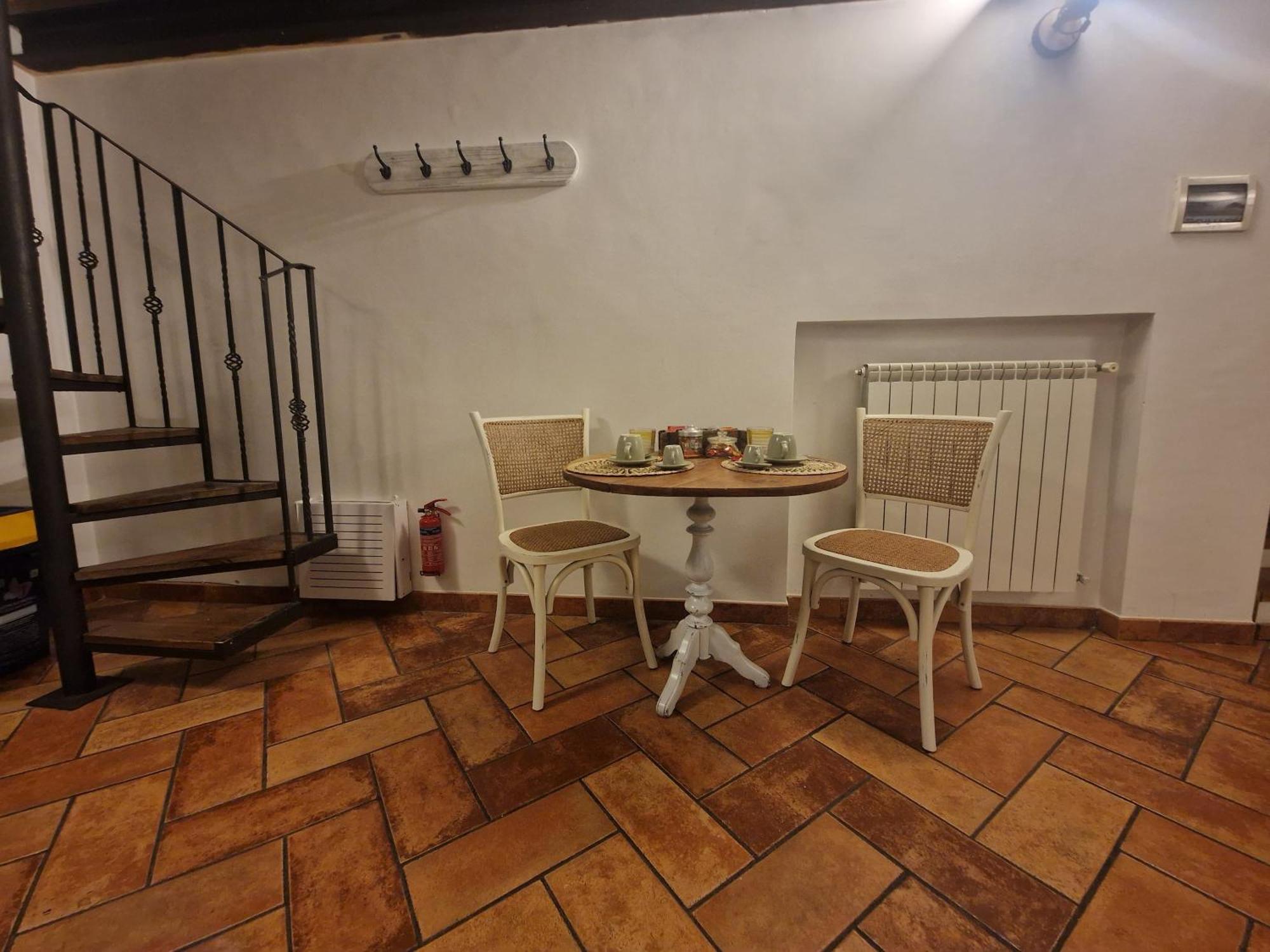 Piazza Duomo Casa Vacanze Sutri Exterior foto